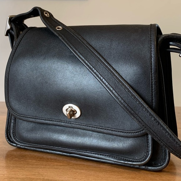 Coach Handbags - VTG Coach Rambler 9061 Black Silver Hardware